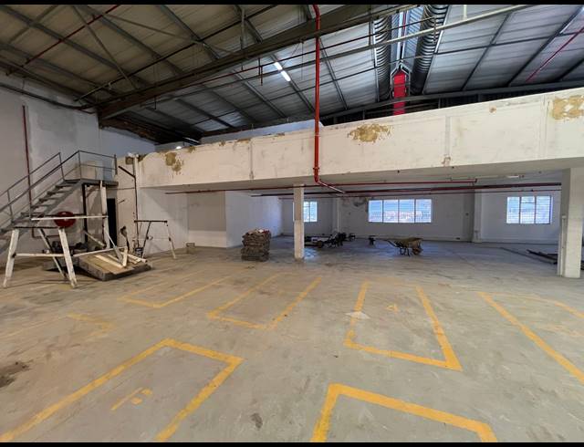 728M² WAREHOUSE TO LET IN KYA SANDS